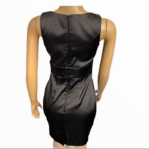 B.Wear Dress Satin stealth black pleated rose detail size 3 - Picture 8 of 13